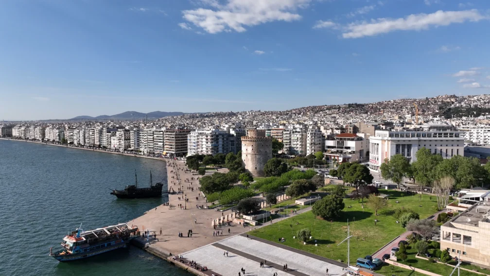Image of white tower Thessaloniki Thessaloniki private guide tours scaled