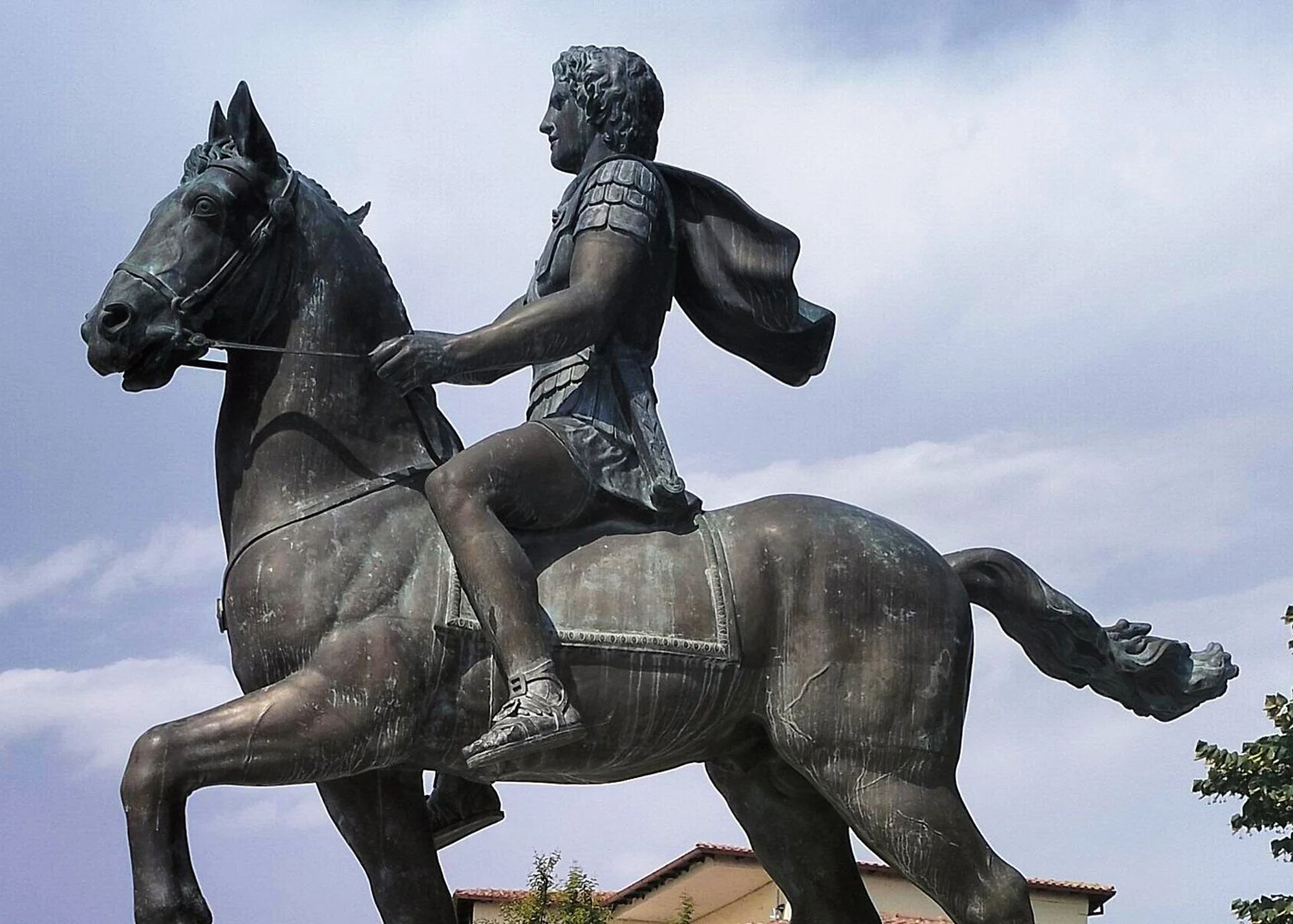 Alexander The Great Statue Private Tour