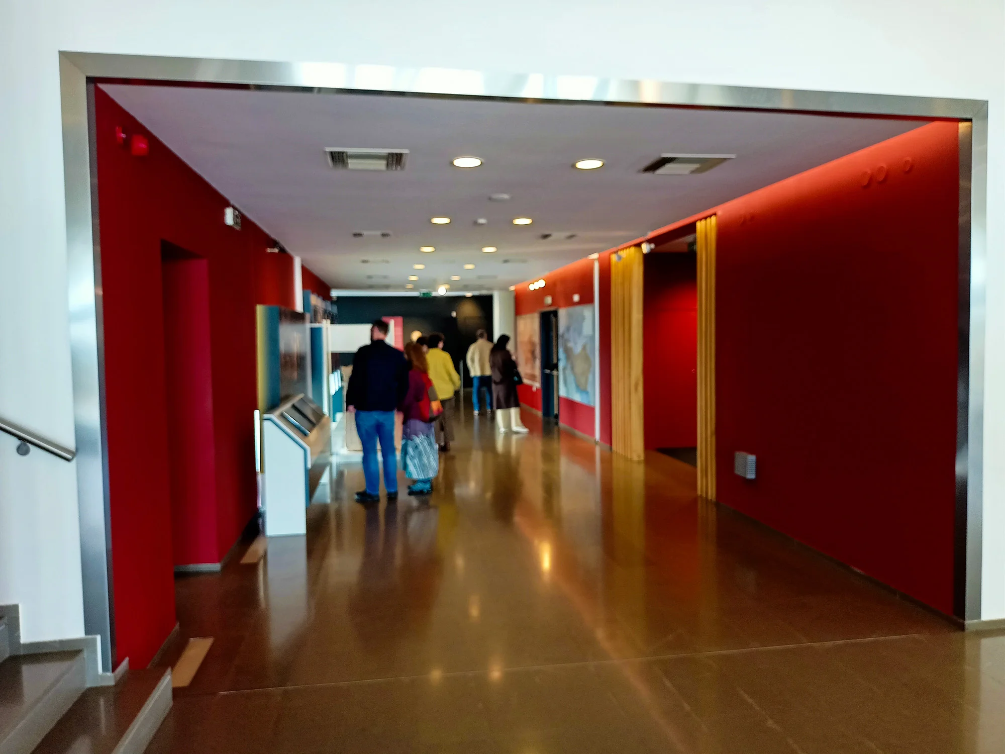 Pella Museum Red Corridor Exhibits Tour