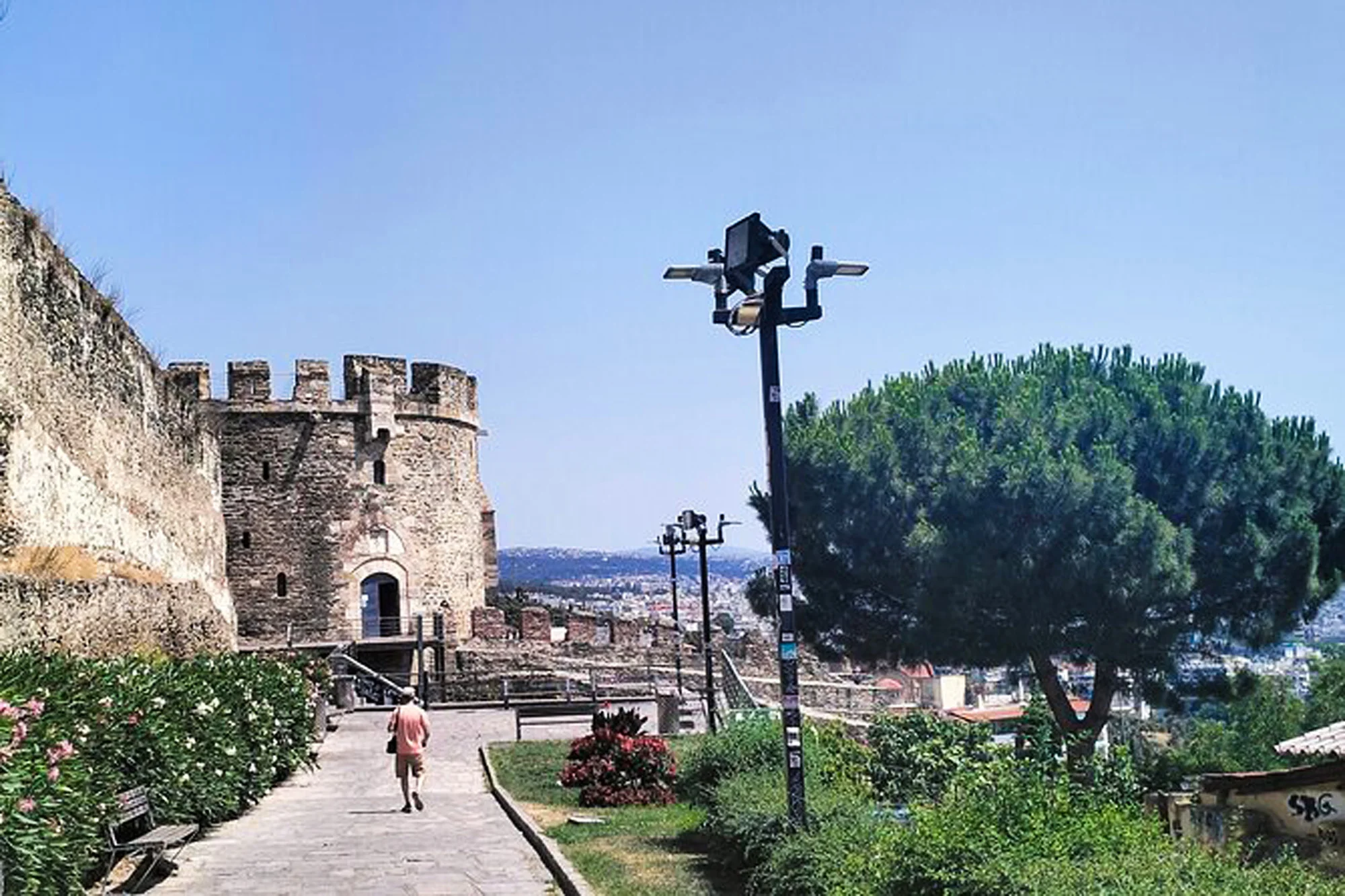 Thessaloniki Byzantine Walls Old Town Tour